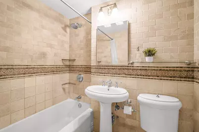 40 E 9th Street #2G, New York City, NY 10003 - Photo 9