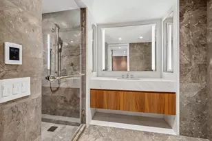 111 W 56th St, New York City, NY 10019 - Photo 7