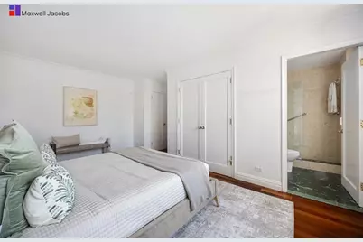 330 E 75th Street #19-C, New York, NY 10021 - Photo 7