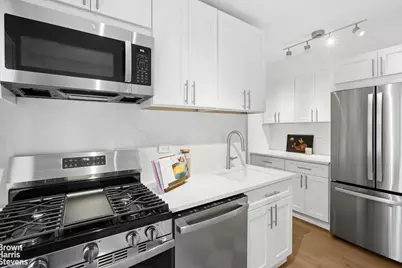 249 E 48th Street #11B, New York City, NY 10017 - Photo 5