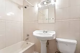 35-20 Leverich St, New York City, NY 11377 - Photo 9