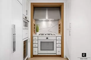 212 Warren St, New York City, NY 10282 - Photo 7
