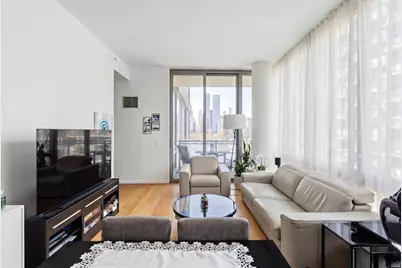 46-30 Center Boulevard #1503, New York City, NY 11109 - Photo 3