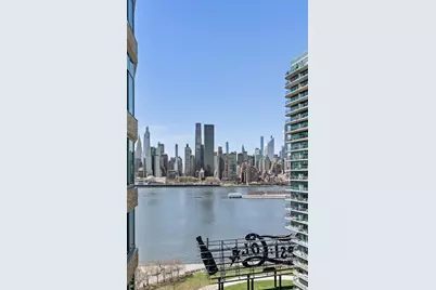 46-30 Center Boulevard #1503, New York City, NY 11109 - Photo 11