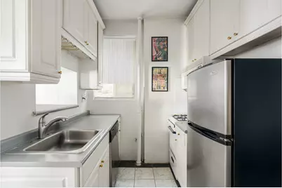 531 E 83rd Street #3A, New York City, NY 10028 - Photo 3