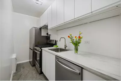64 E 94th Street #3B, New York City, NY 10128 - Photo 5