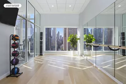 301 E 61st Street #PENTHOUSE, New York City, NY 10065 - Photo 17