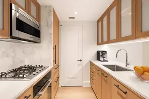 210 Warren St, New York City, NY 10282 - Photo 3