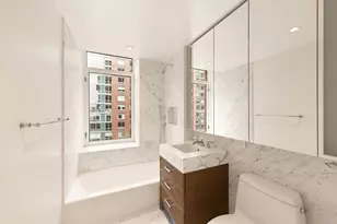 210 Warren St, New York City, NY 10282 - Photo 7