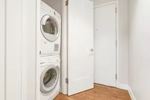 422 W 20th St, New York City, NY 10011 - Photo 5