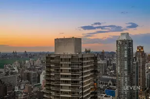 200 E 61st St, New York City, NY 10065 - Photo 19