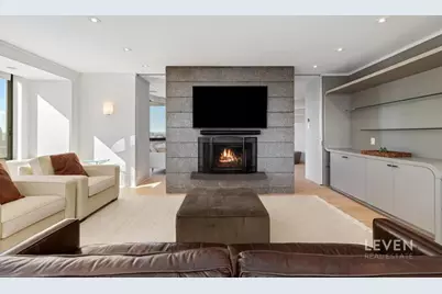 200 E 61st Street #41AB, New York City, NY 10065 - Photo 3