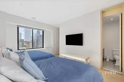 200 E 61st Street #41AB, New York City, NY 10065 - Photo 15