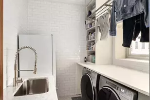 433 E 74th St, New York, NY 10021 - Photo 29