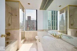 418 E 59th St, New York City, NY 10022 - Photo 9