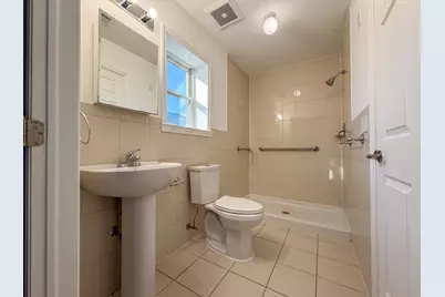458 Beach 46th Street, New York City, NY 11691 - Photo 15