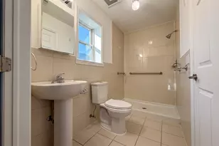 458 Beach 46th St, New York City, NY 11691 - Photo 15