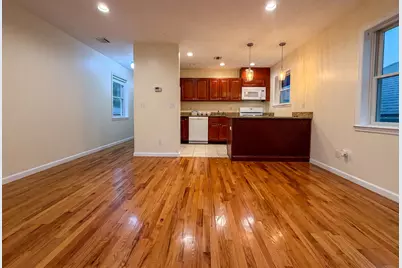 458 Beach 46th Street, New York City, NY 11691 - Photo 7