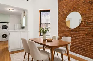 798 President St, New York City, NY 11215 - Photo 3