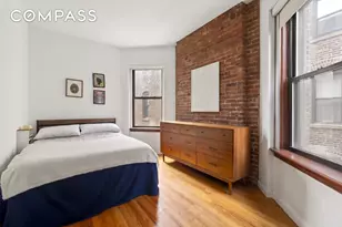 798 President St, New York City, NY 11215 - Photo 3