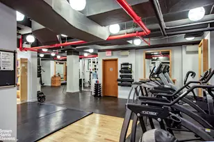 245 W 99th St, New York City, NY 10025 - Photo 17