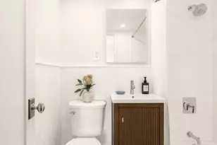 118 W 81st St, New York City, NY 10024 - Photo 9