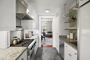 26 Washington Square N, New York City, NY 10011 - Photo 11