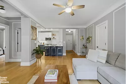 250 W 75th Street #5C, New York City, NY 10023 - Photo 3