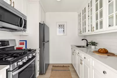 651 Vanderbilt Street #R2, New York City, NY 11218 - Photo 1