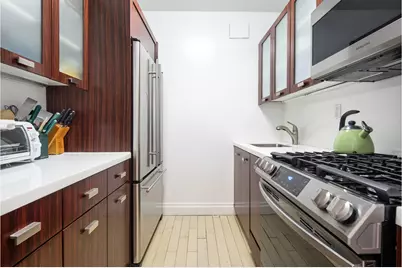 212 E 47th Street #32C, New York, NY 10017 - Photo 3