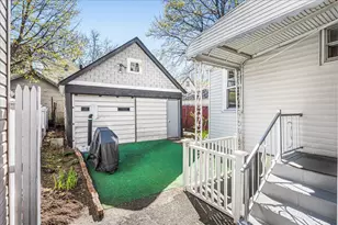 68-42 Loubet St, New York City, NY 11375 - Photo 39