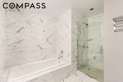 46-30 Center Boulevard #610, New York City, NY 11109 - Photo 5
