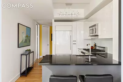 46-30 Center Boulevard #610, New York City, NY 11109 - Photo 3