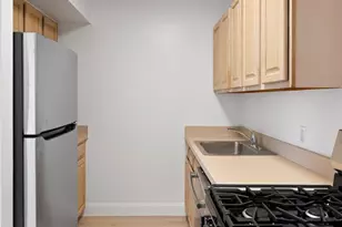 1901 Madison Ave, New York City, NY 10035 - Photo 7