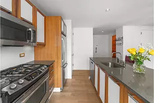 3585 Greystone Ave, New York City, NY 10463 - Photo 7