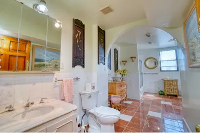 48-11 37th Street, New York City, NY 11101 - Photo 9