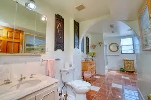 48-11 37th St, New York City, NY 11101 - Photo 9