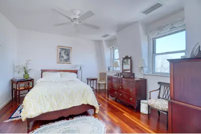48-11 37th Street, New York City, NY 11101 - Photo 7