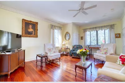 48-11 37th Street, New York City, NY 11101 - Photo 3