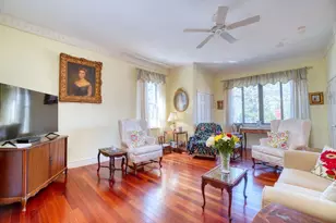 48-11 37th St, New York City, NY 11101 - Photo 3