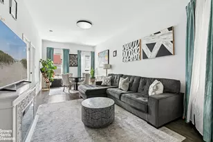 517 W 48th St, New York City, NY 10036 - Photo 1
