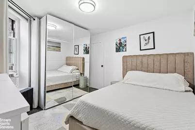 517 W 48th Street #5F, New York City, NY 10036 - Photo 5