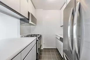 250 W 89th St, New York City, NY 10024 - Photo 5