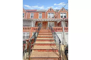 211 E 56th St, New York City, NY 11203 - Photo 17