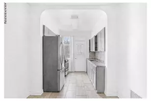211 E 56th St, New York City, NY 11203 - Photo 5