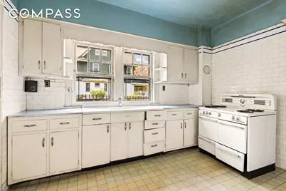 1644 Glenwood Road, New York City, NY 11230 - Photo 5