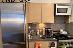 215 E 81st St, New York City, NY 10028 - Photo 5
