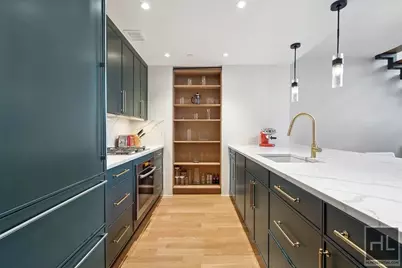 464 W 44th Street #PHC, New York City, NY 10036 - Photo 3