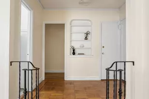303 E 37th St, New York City, NY 10016 - Photo 7