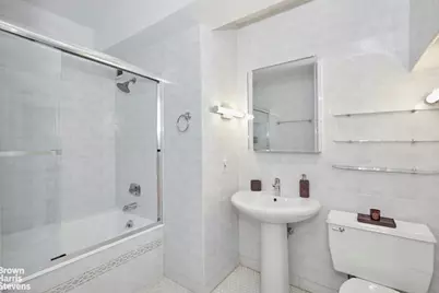 135 W 70th Street #2G, New York City, NY 10023 - Photo 7